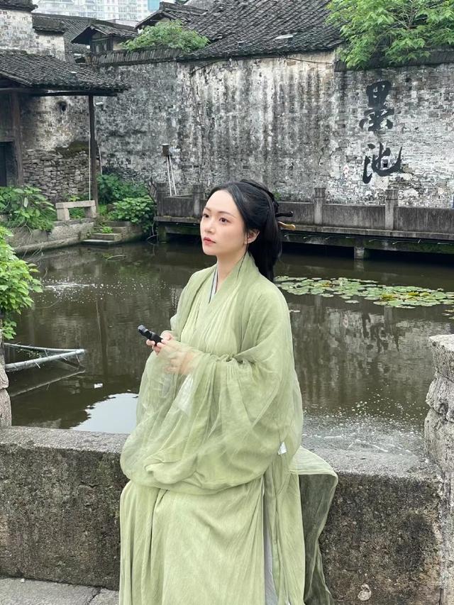AI同人短剧热播